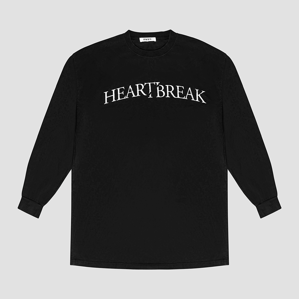 HEARTBREAK LONG SLEEVE T-SHIRT IN WASHED GREY